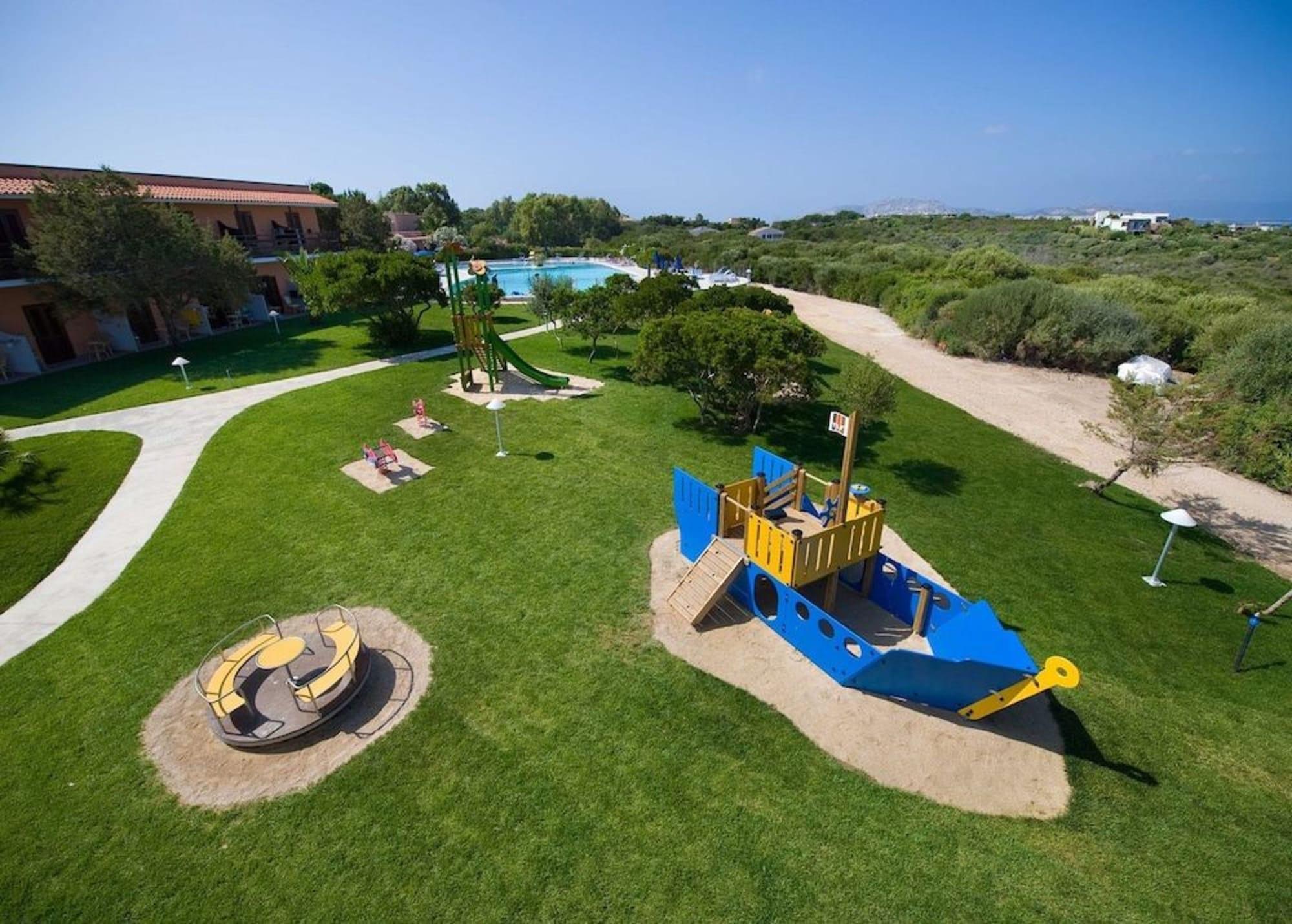 Hotel Cala Reale Стінтіно Екстер'єр фото