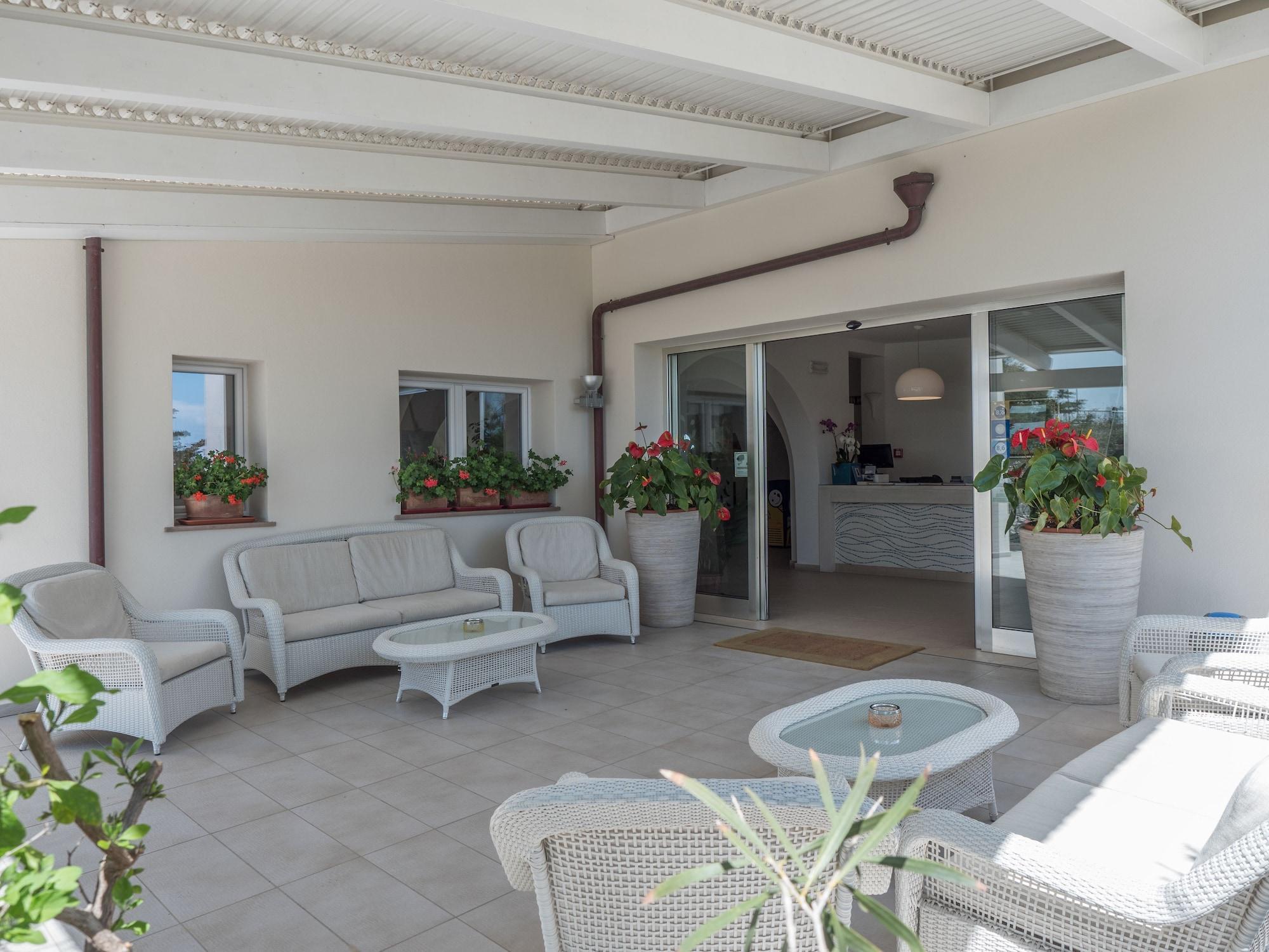Hotel Cala Reale Стінтіно Екстер'єр фото