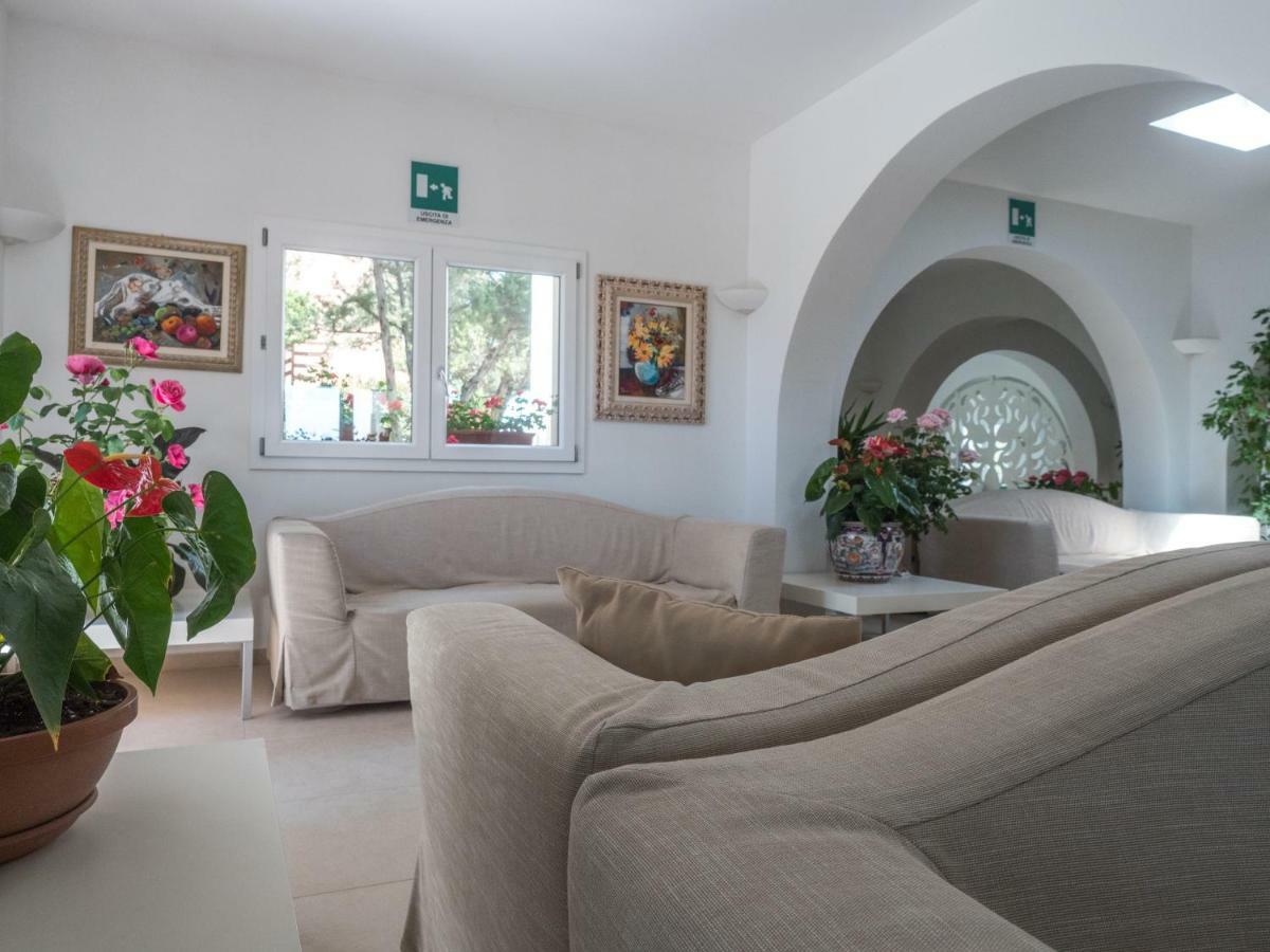 Hotel Cala Reale Стінтіно Екстер'єр фото